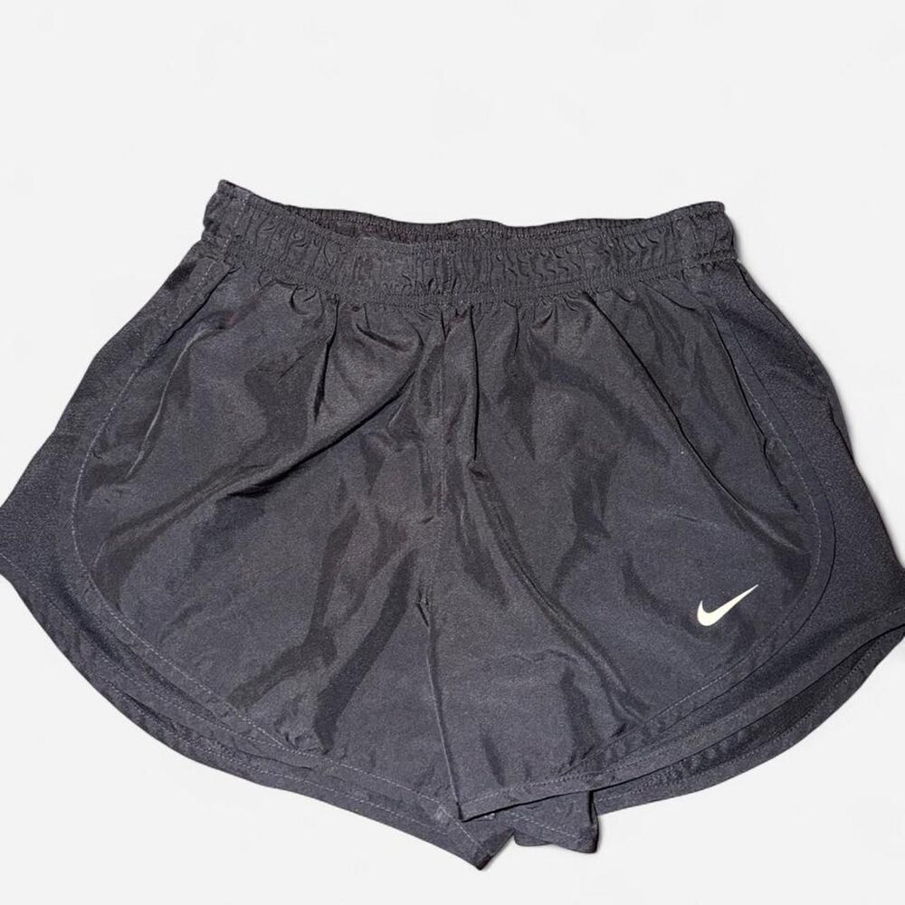 Nike Women's Black and Grey Shorts